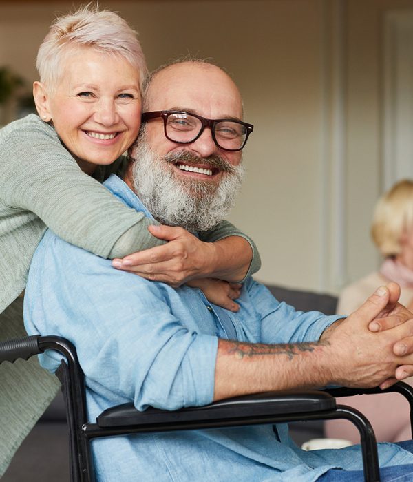senior-loving-couple-7GQAFKN2.jpg senior-loving-couple-7GQAFKN2.jpg